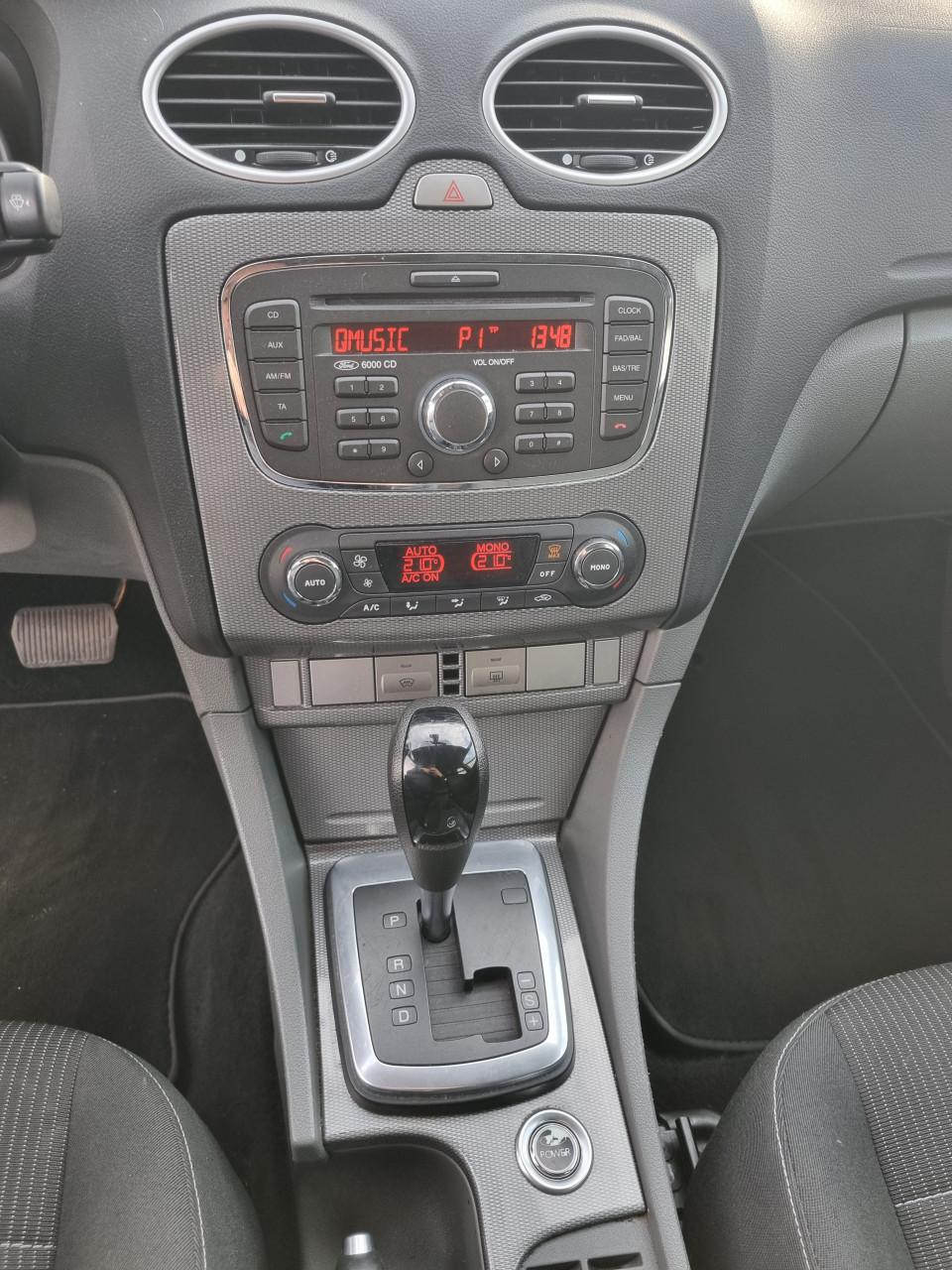 Ford Focus 1.6 Titanium | Automaat | Luxe uitvoering!