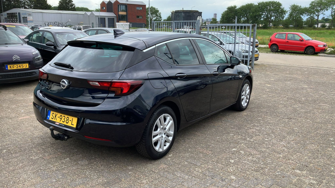 Opel astra 1.0 online edition 2018