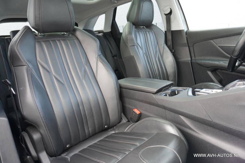 Peugeot 3008 1.2 puretech première automaat