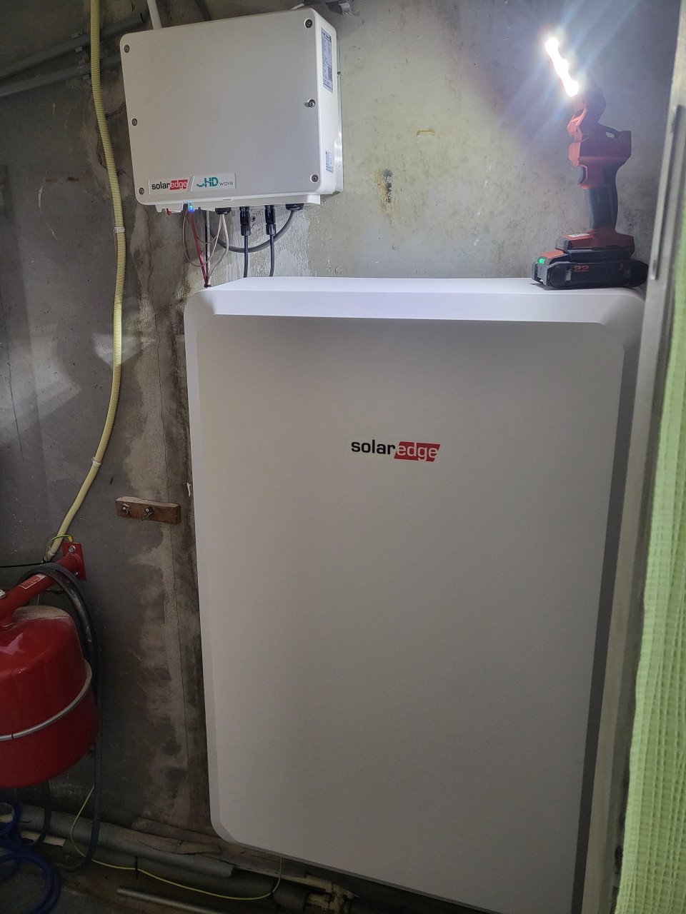 Thuisbatterij ? solis s6 10 kw hybride omvormer  met 20 kwh thuisbatterij