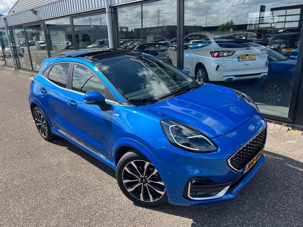 Ford Puma 1.0i ecoboost hybrid 125pk st-line vignale, pano, trekhaak