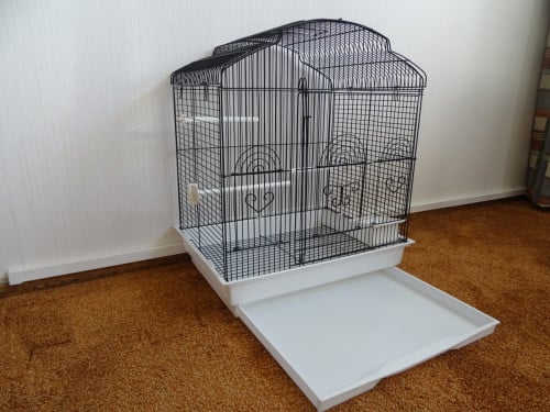 Kooi voor vogels Omtrek: 47x35  Hoog: 55