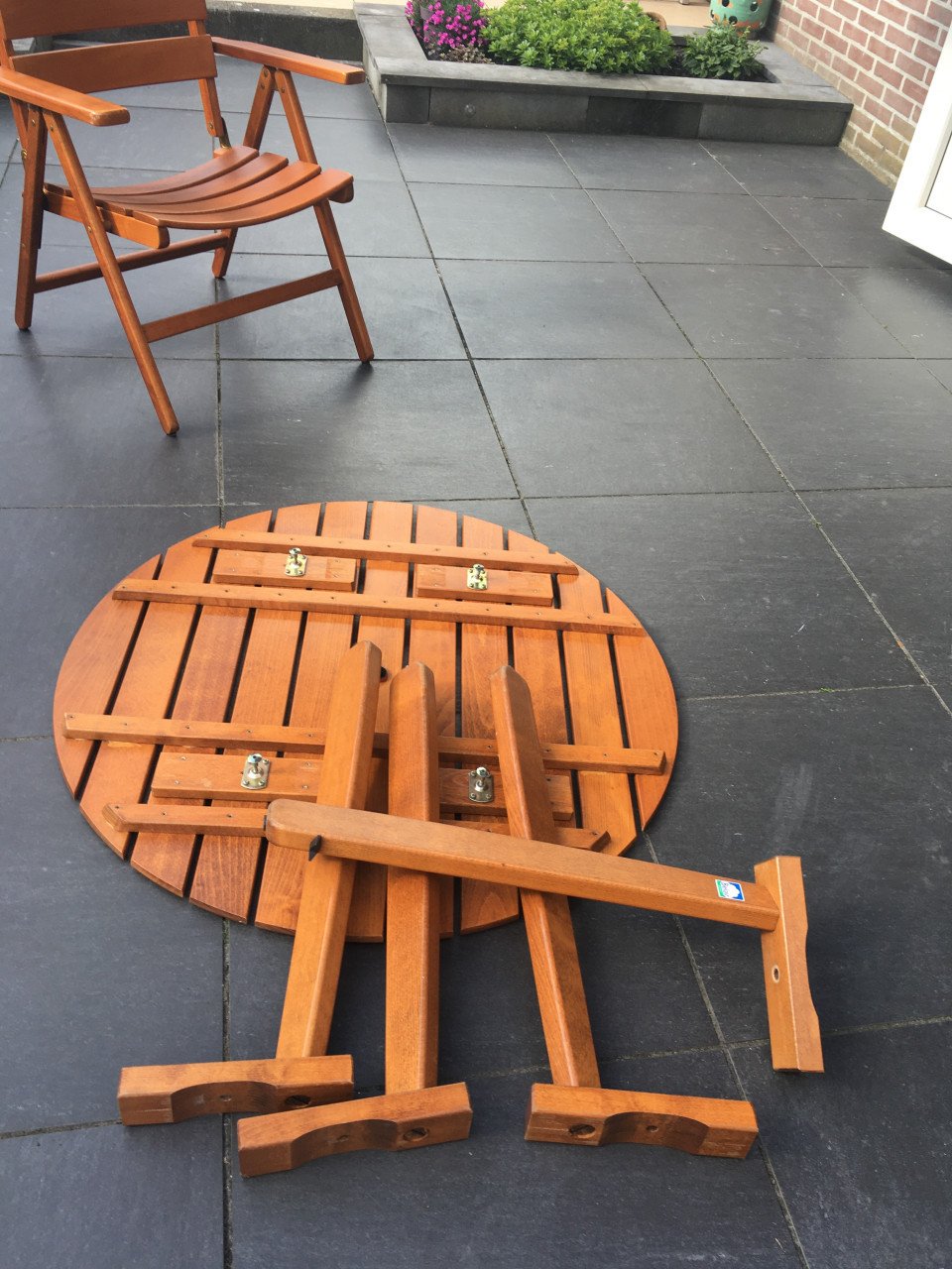 Terras tafel en stoelen