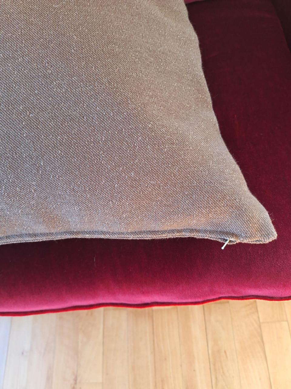 Kussen bruin gemèleerd van mooie sterke stof