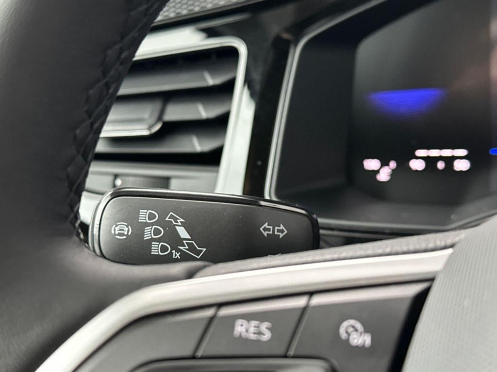 Volkswagen Polo life edition 1.0 tsi 70 kw / 95 pk hatchback 5 ver