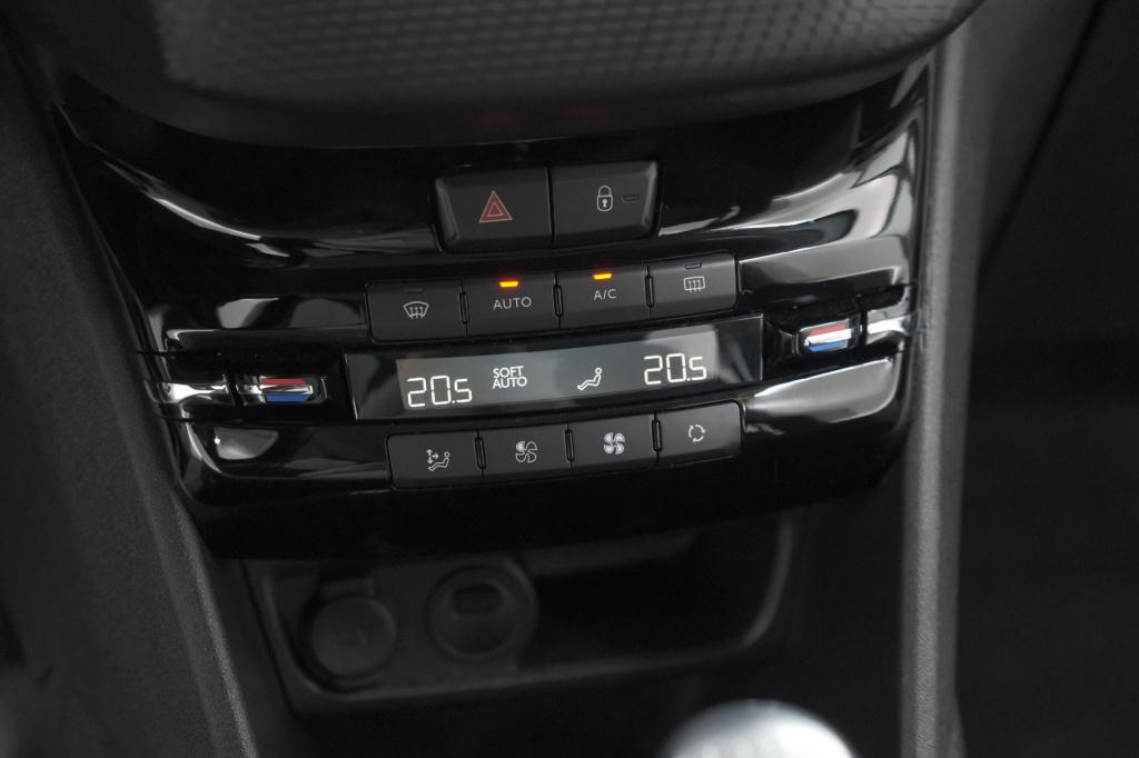 Peugeot 208 puretech 110 tech edition | camera | apple carplay | parkeersen