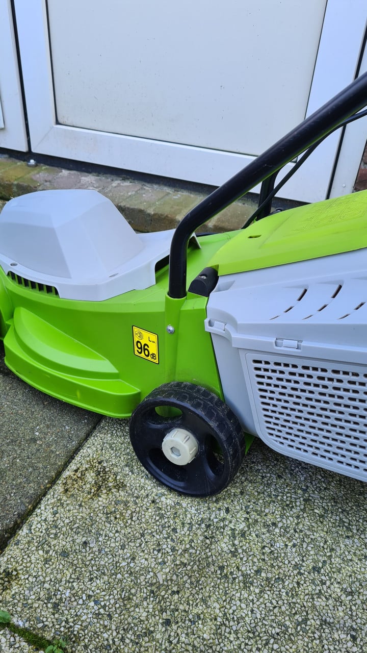 Grasmaaier merk Central Park - 220V-1000W