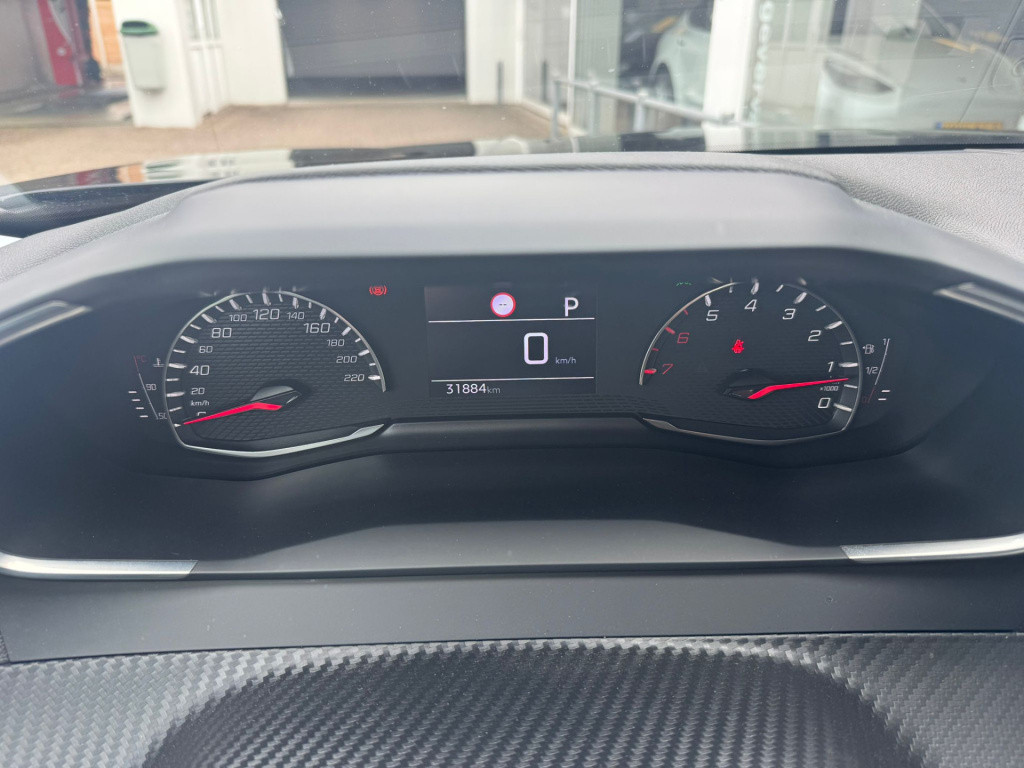 Peugeot 2008 1.2 puretech active pack