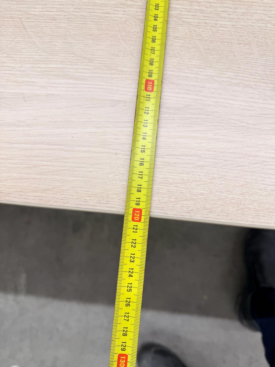 Grote vergadertafel 2 stuks