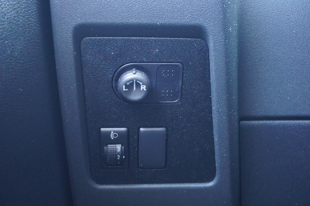 Nissan Qashqai 1.6 visia airco / cruise / elektr. ramen / trekhaak / lm vel