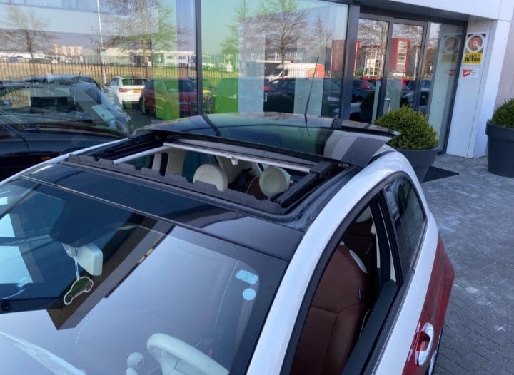Te koop: Fiat 500 1.2 C 2008 rood gemarmerd/wit. Heel speciaal en uniek!
