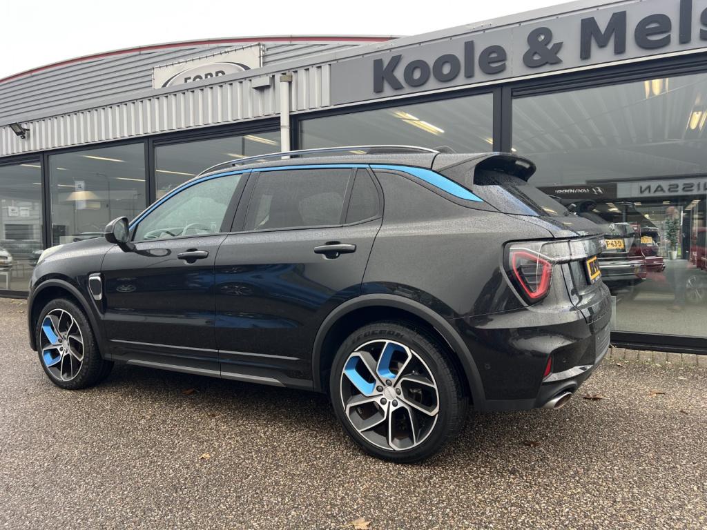 Lynk & Co 01 1.5 261pk plug in hybrid , pano dak , 360gr camera , adaptive 