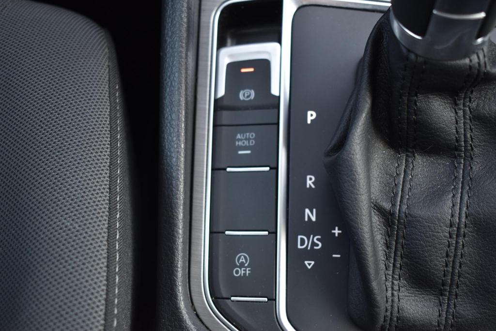 Volkswagen Golf Sportsvan 1.4 tsi business edition connected | climate cont