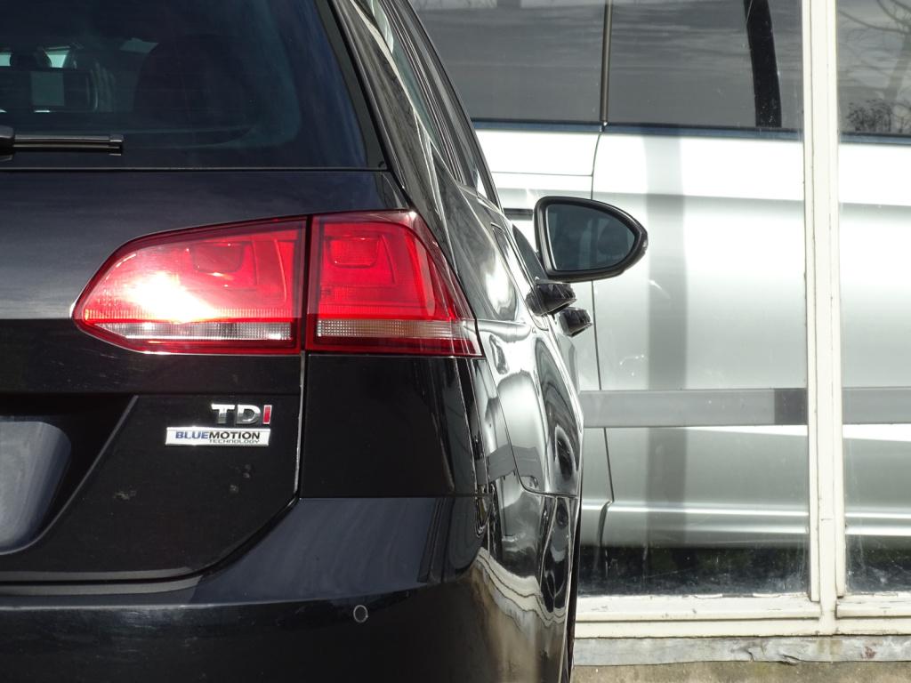 Volkswagen Golf 1.6 tdi highline adapt cruise | navi | bluetooth