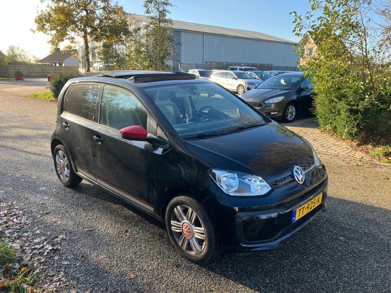 Volkswagen Up! 1.0 Beats