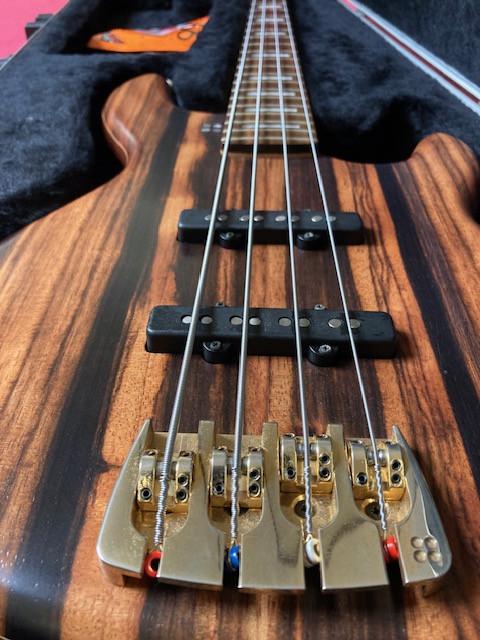 Sandberg Panther Rarewood 4-snarige j-bass