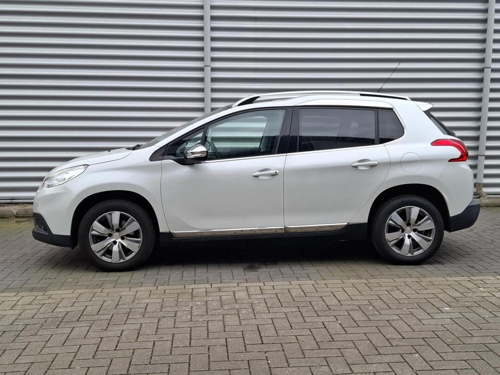 Peugeot 2008 suv 1.2 allure pano/clim/lmv/trekhaak