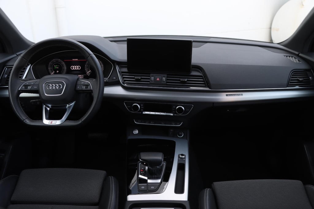 Audi Q5 sportback 55 tfsi e quattro s edition competition 367pk