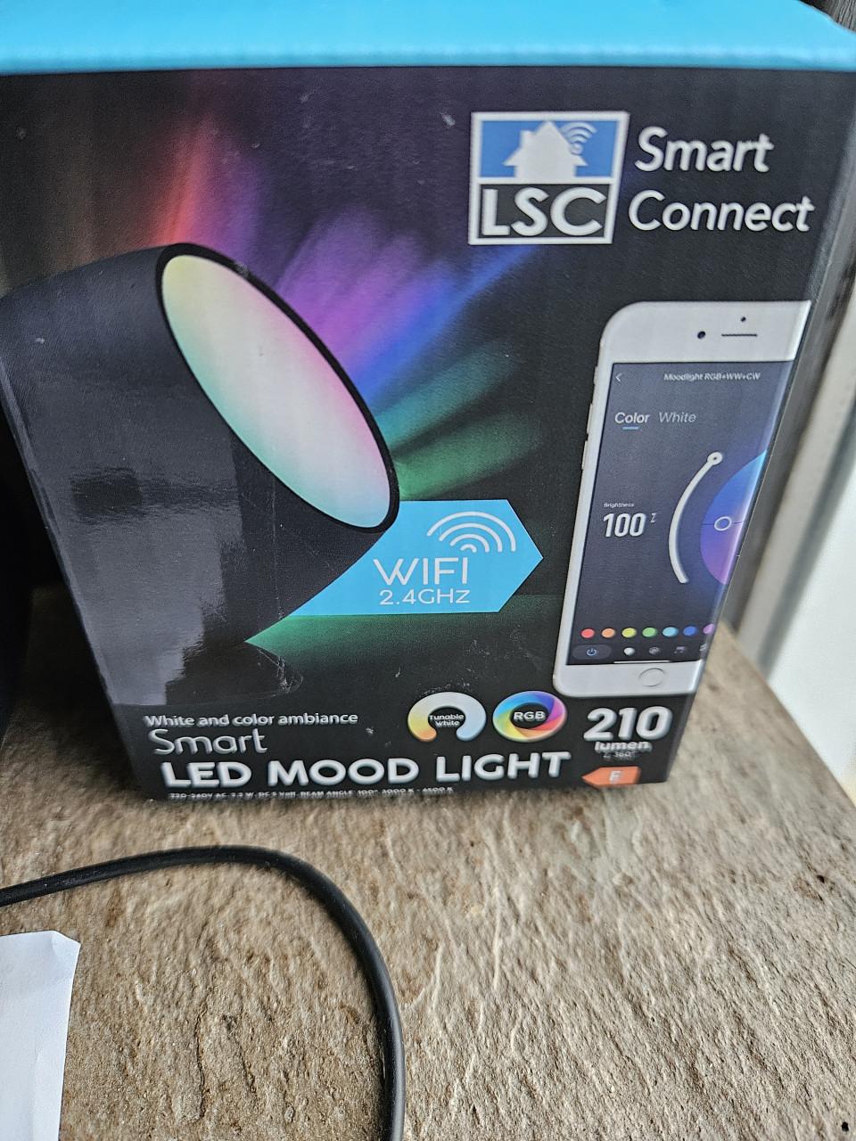 Nieuw LSC smart connect LED moon light, wit en kleurenlicht