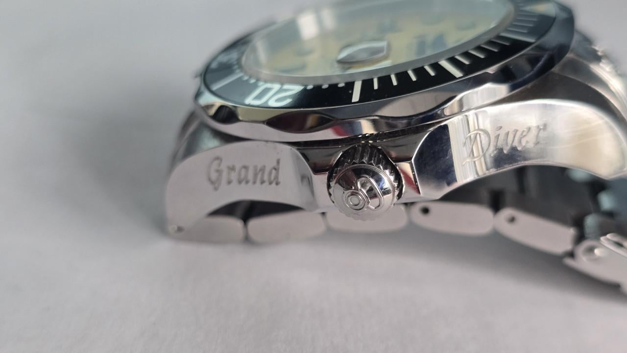 Invicta Grand Diver, model 3048.