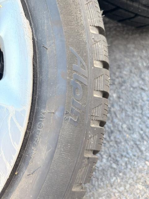 C1/Aygo wielen met winterbanden Michelin Alpin A3