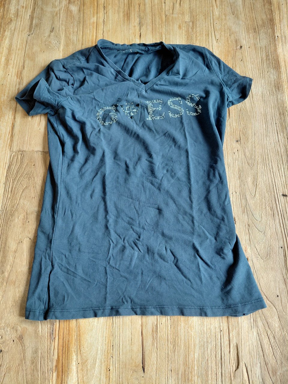 Guess t shirts