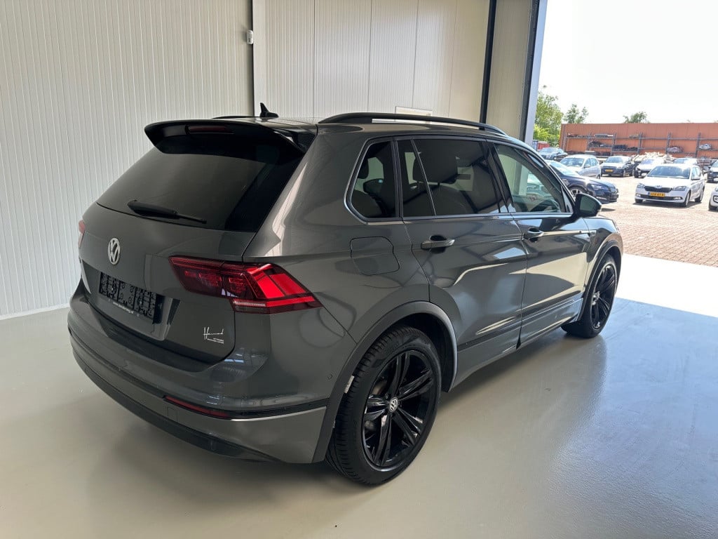 Volkswagen Tiguan 1.5 tsi act 150pk dsg highline r-line