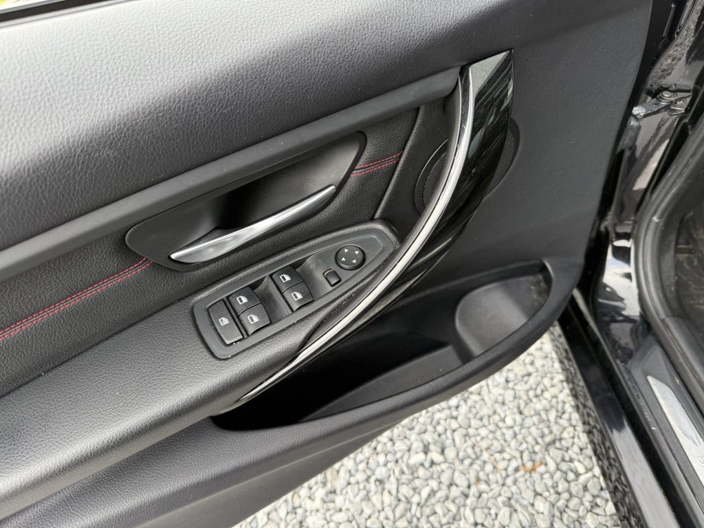BMW 3-serie 316i 136pk high executive m-sportpakket sedan