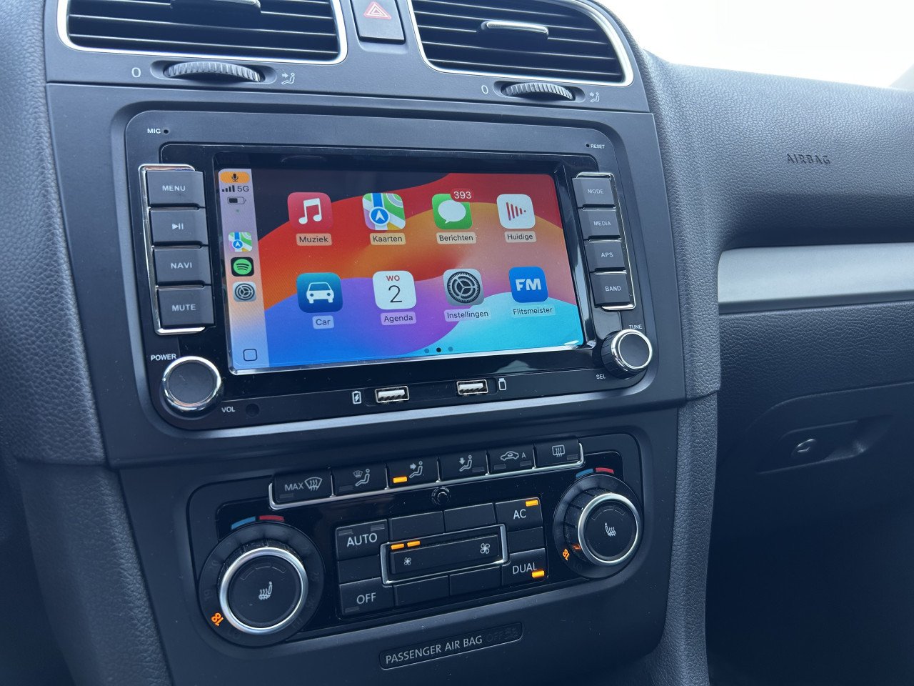 Volkswagen Golf 1.4 TSI R-LINE/XENON/CARPLAY/APK/CRUISE CONT