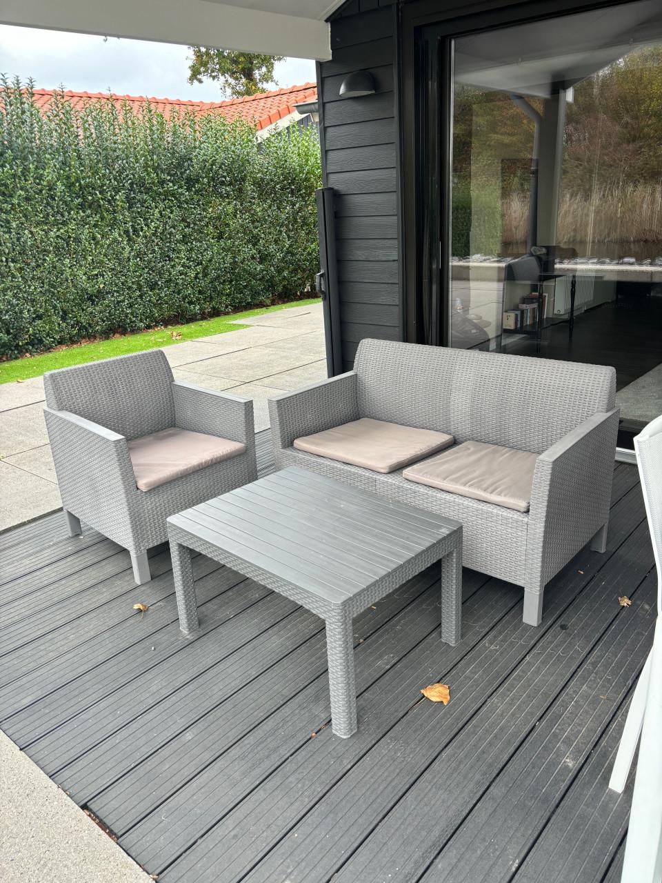 Grijze tuinset / loungeset
