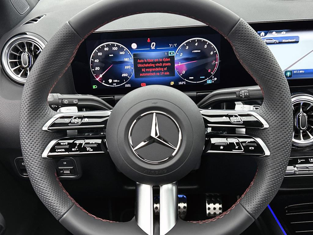 Mercedes-Benz B-Klasse 180 business solution amg | nightpakket | smartphone