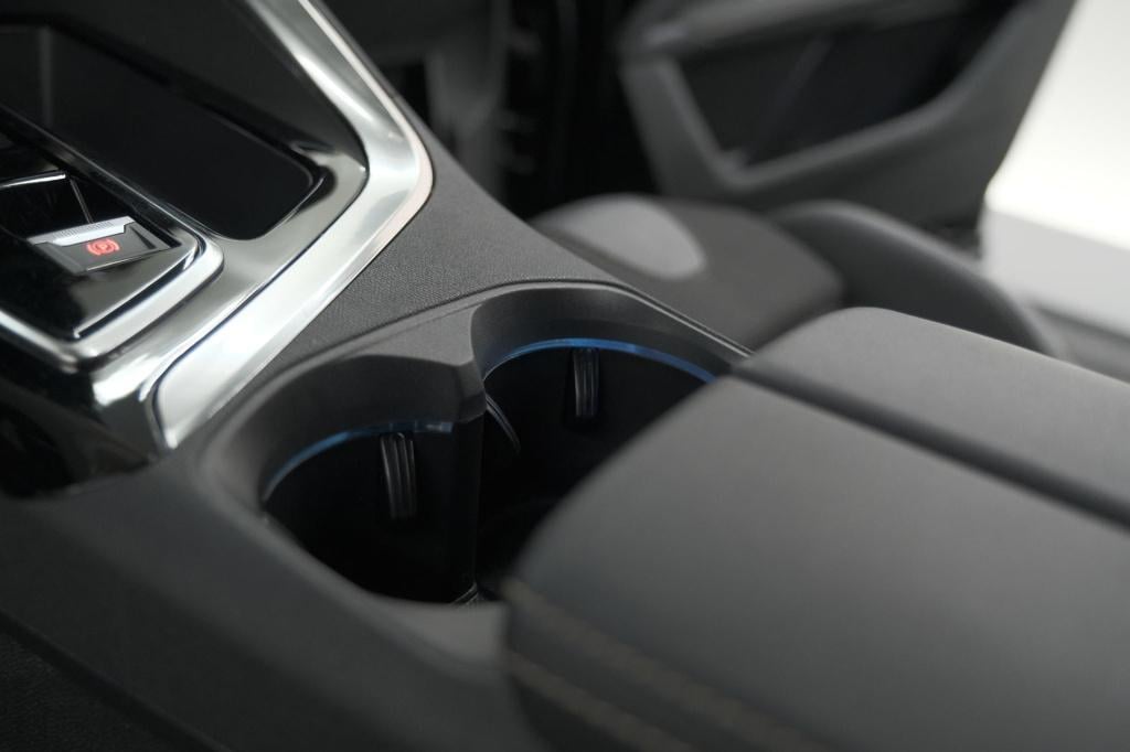 Peugeot 3008 1.2 hybrid 136 gt | 360 camera | adaptieve cruise control | el