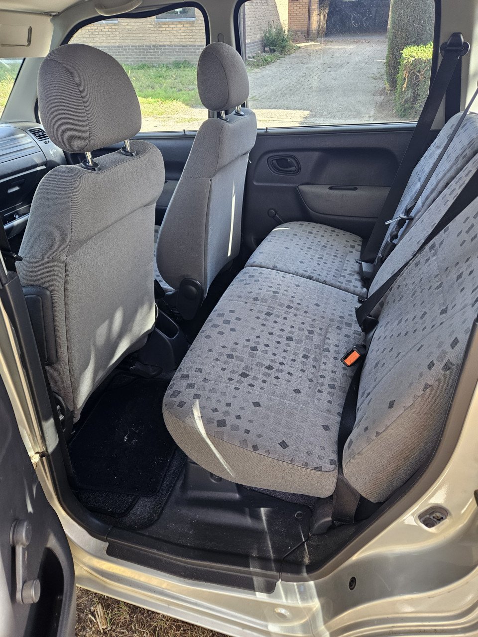 OPEL AGILA