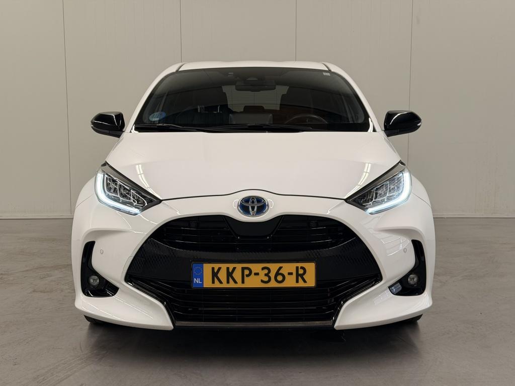 Toyota Yaris 1.5 hyb. executive| jbl| hud| pdc| adap.cruise| bsm| camera