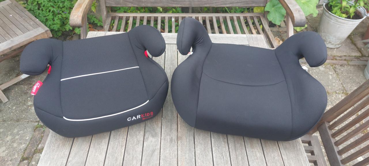 Twee keurige autostoelverhogers 15 -36kg
