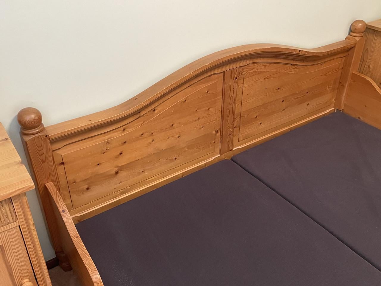 Grenen ledikant, 2 persoons, voor boxspring 2 * 180*220 cm, vintage