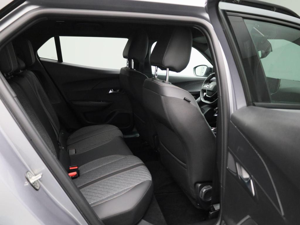 Peugeot E-2008 ev allure 54 kwh | automaat | climate control | virtual cock