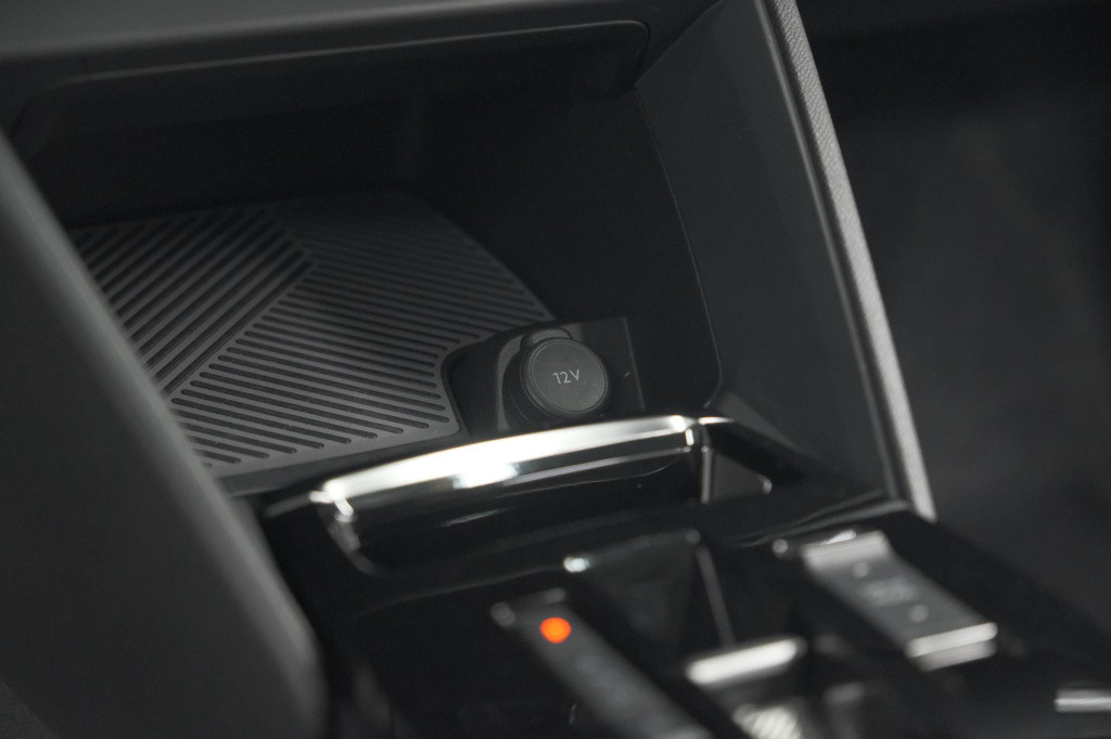 Citroen Ë-c4 feel pack 50 kwh | camera | apple carplay | parkeersensoren
