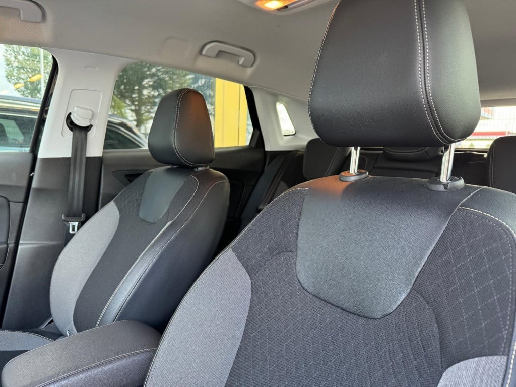 Opel Grandland X 1.2 turbo bus. ex.