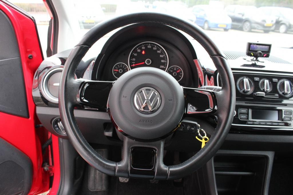 Volkswagen UP! 1.0 high up!