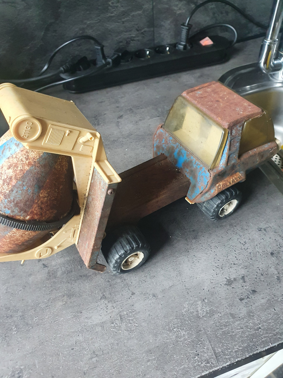 Antieke Goliath Joustra blik vrachtauto beton mixer Betonwagen.....