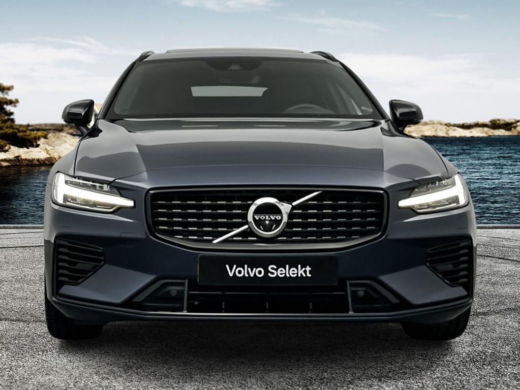 Volvo V60 t6 398pk recharge awd plus dark| long range| pano| 360camera| tre