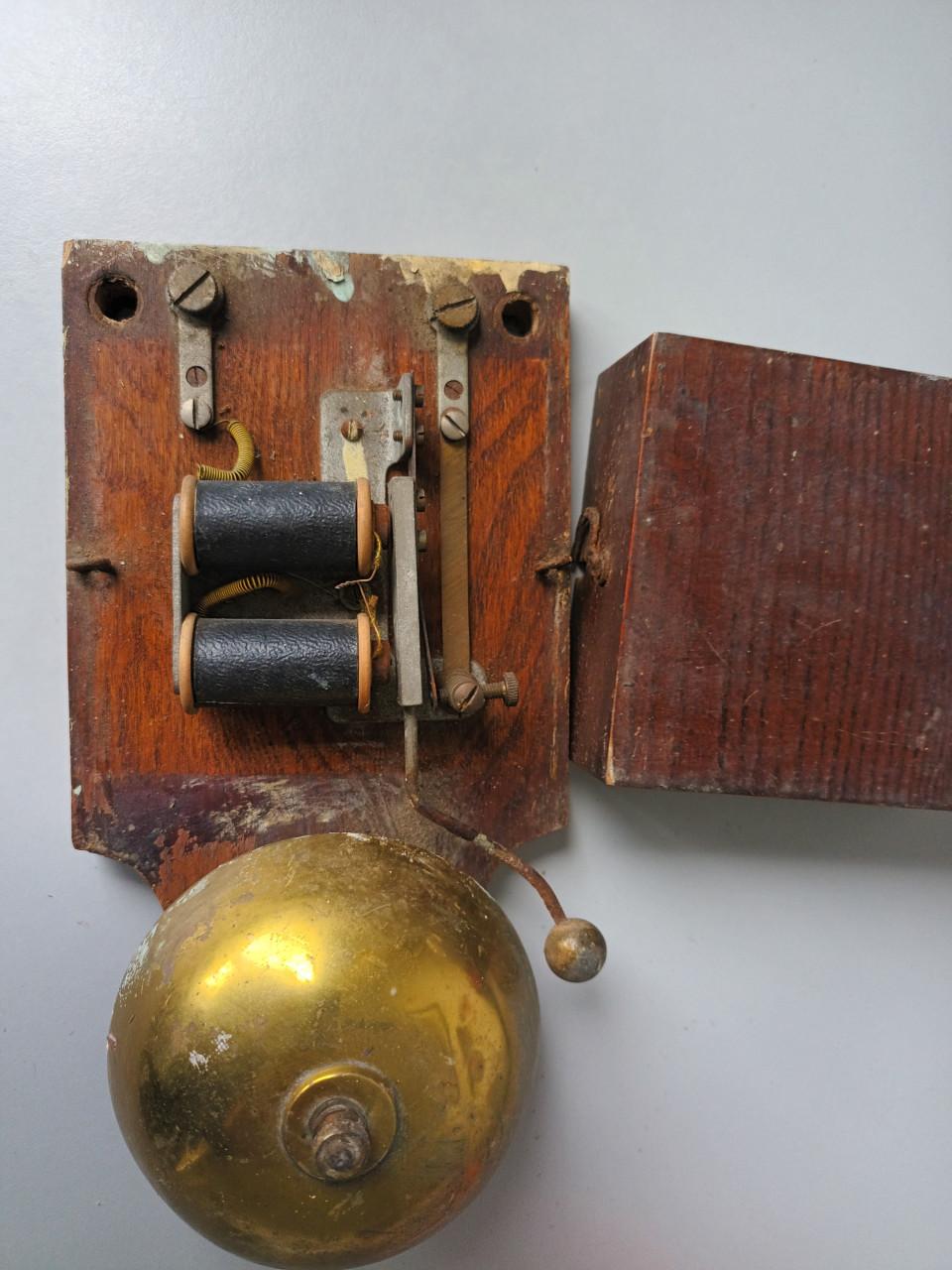 Oude electrische bel