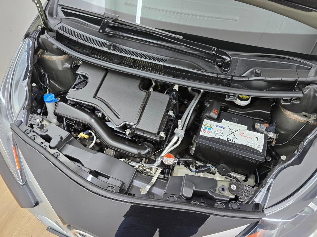Toyota Aygo occasion 1.0 vvt-i x-play | zwart | tweedehands toyota aygo | a