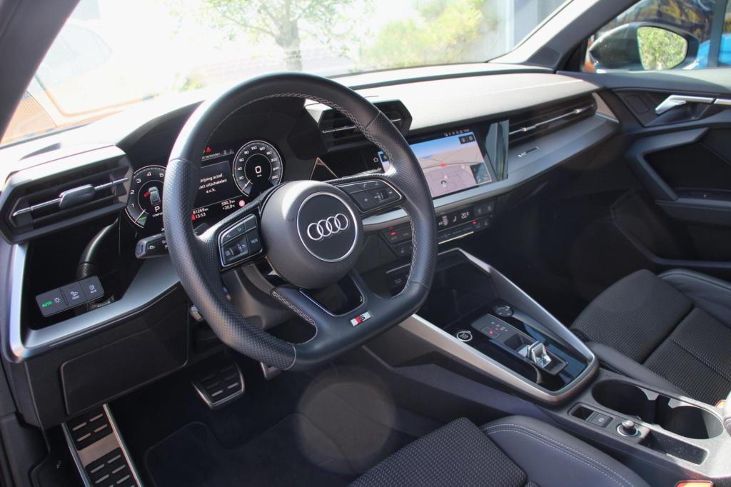 Audi A3 sportback 45 tfsi e s-line - matrix - turbo blauw - dab - virtual c