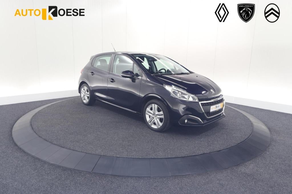 Peugeot 208 puretech 82 signature | allseason banden | navigatie | parkeers