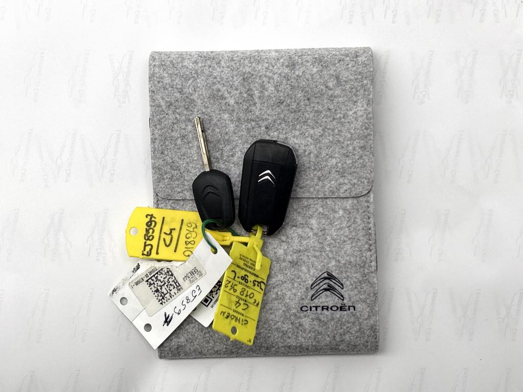 Citroen C4 130 pk feel edition | rijklaar | navigatie | comfort seats | 360