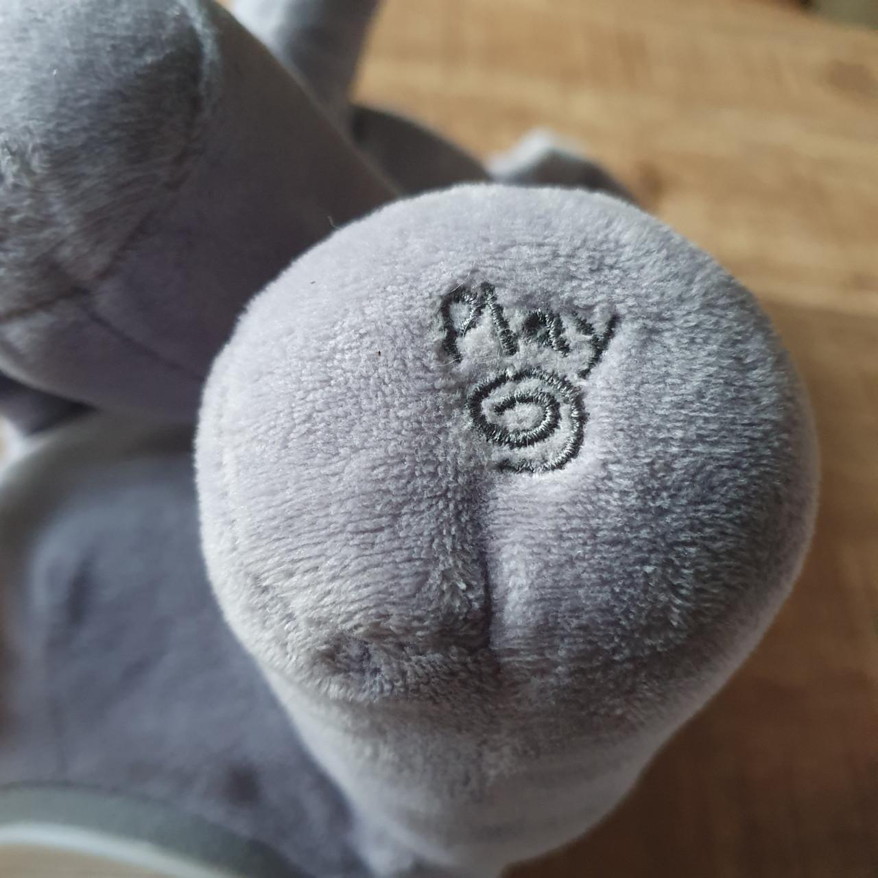 Zingende / Pratende knuffel olifant