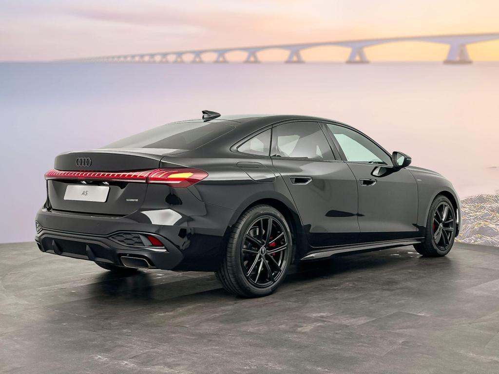 Audi A5 s edition e-hybrid 220 kw / 299 pk limousine 7 ver