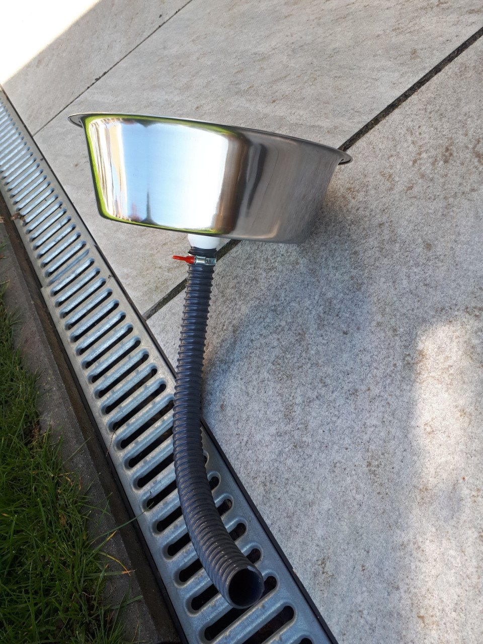 RVS wasbakje met afvoerplug om zelf keukenblokje te maken